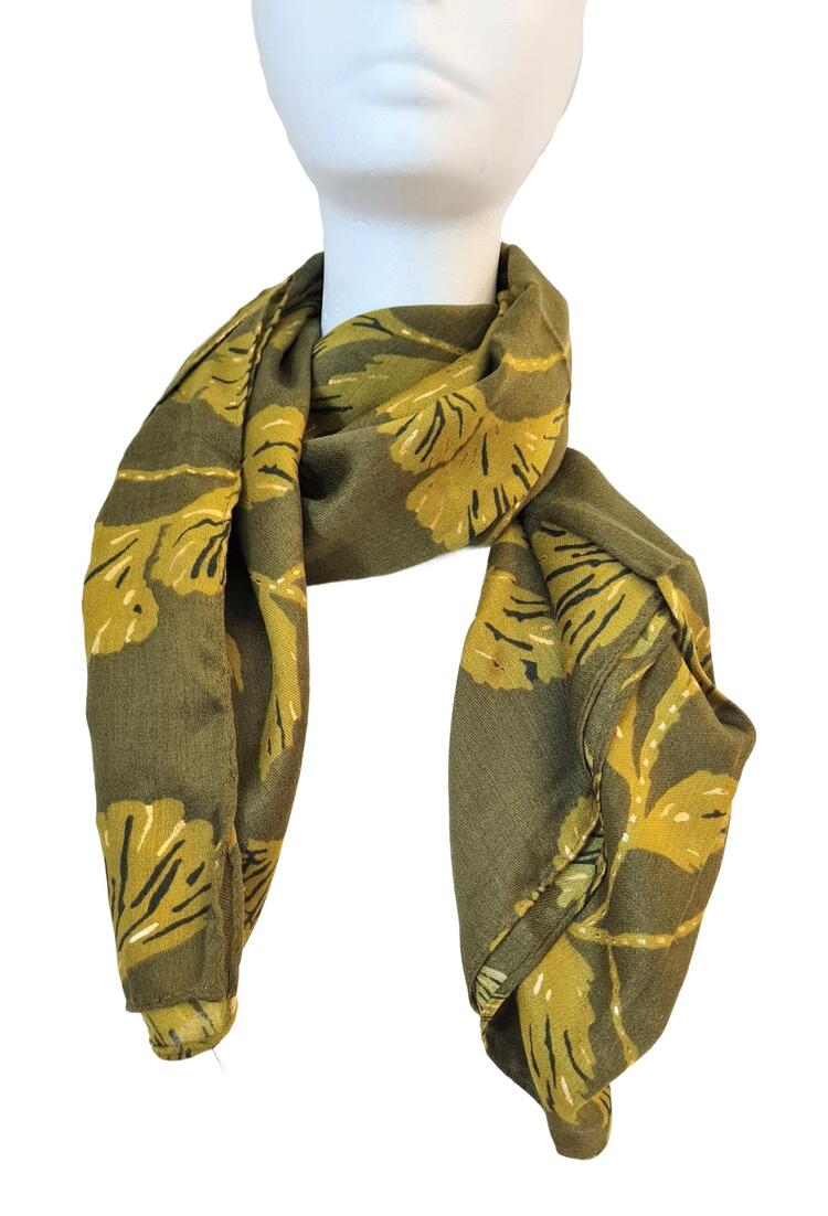 Foulard da donna con stampa autunnale con dettaglio luminoso 12177 MARTISSIMA MARTISSIMA